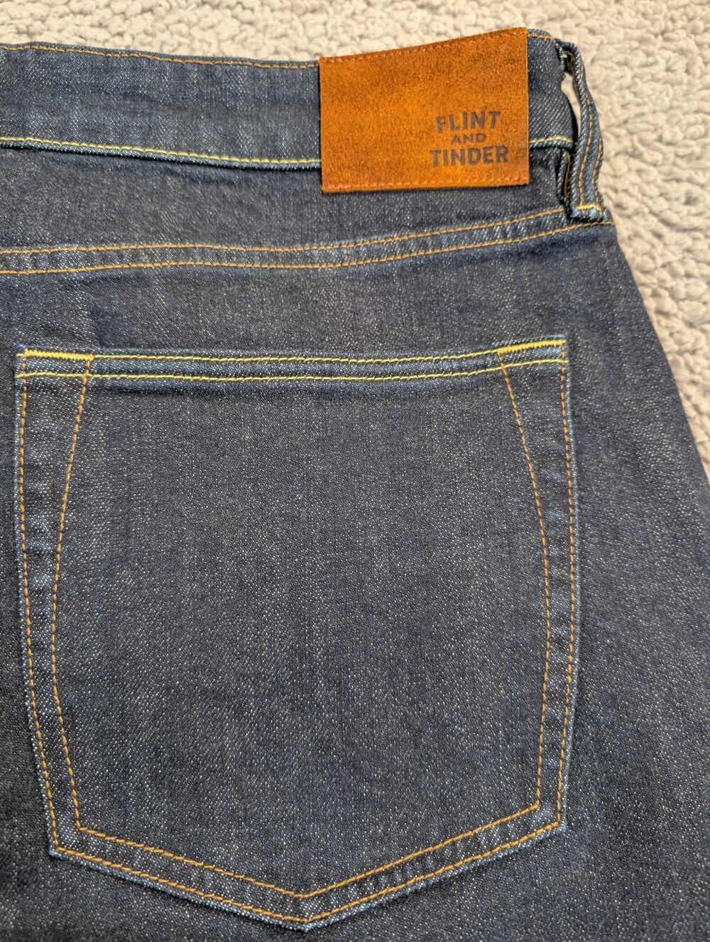 Flint and Tinder Men's Straight Denim Jeans Sz 33